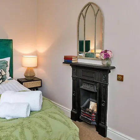Finest Retreats - Harker View Hotel 3*